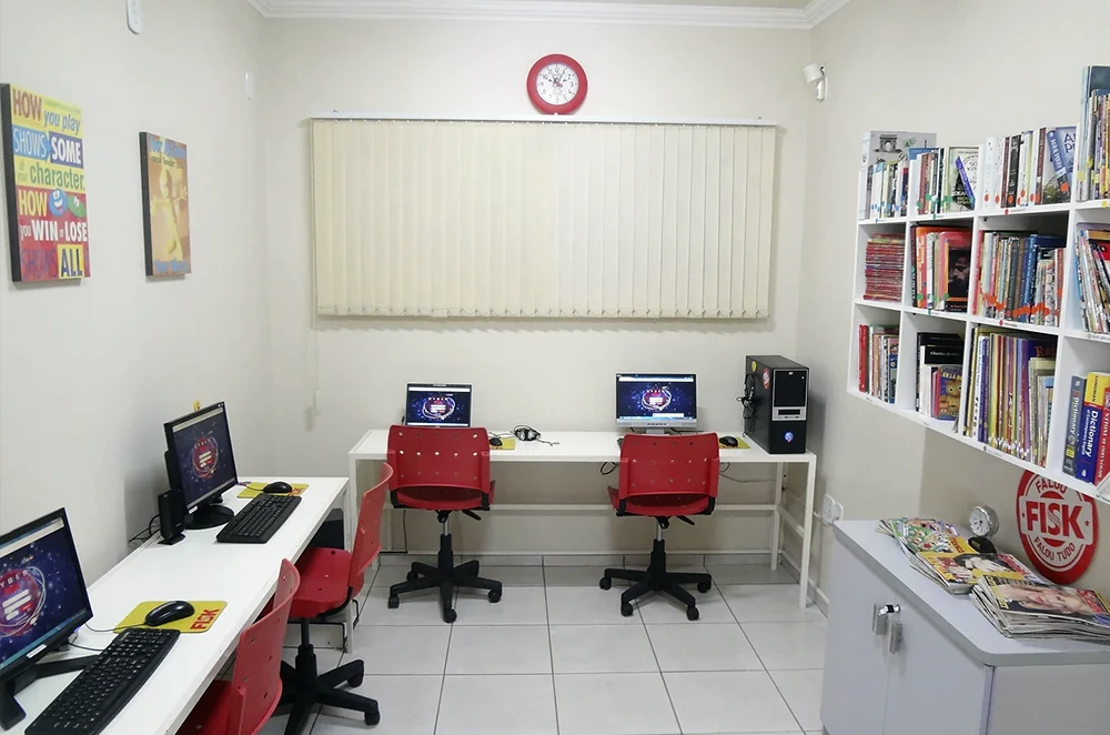 Instações Escola de inglês Fisk Francisco Beltrão 3
