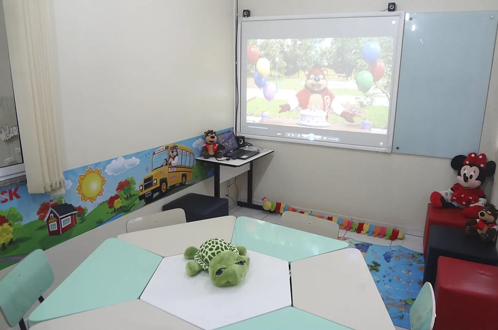Instações Escola de inglês Fisk Francisco Beltrão 4